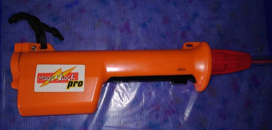 Електропоганялка AniShock PRO1500 для свиней та ВРХ PRO1500 фото